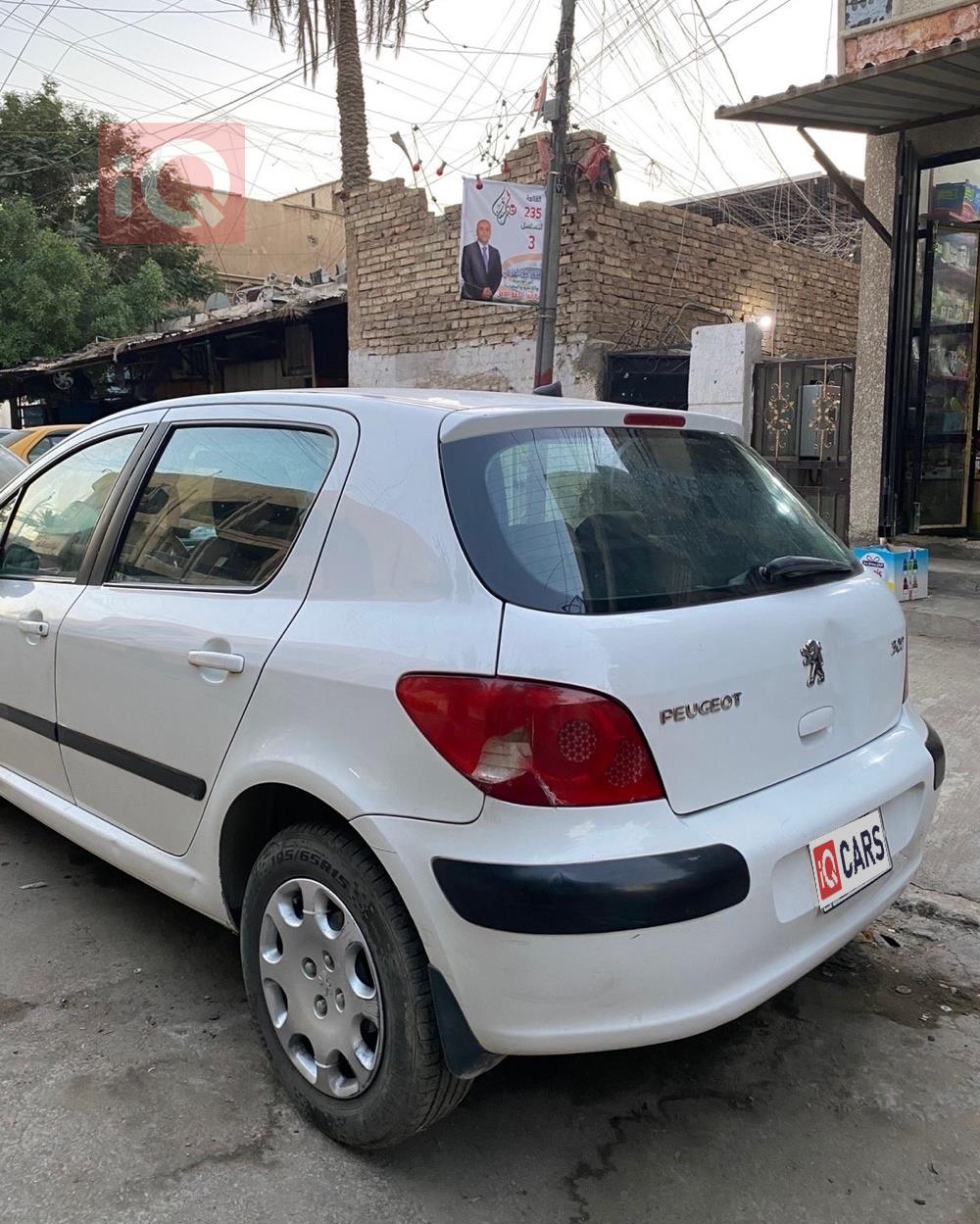 بيجو 307